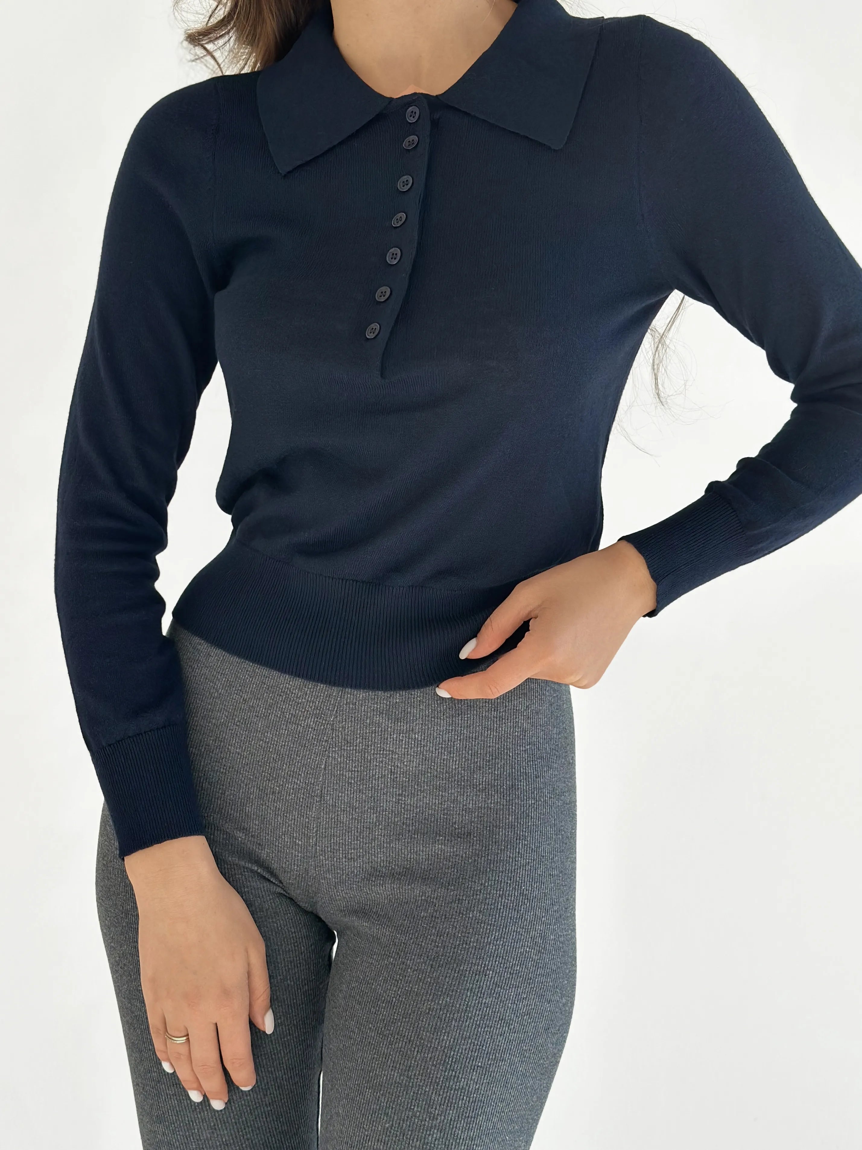 Sweter z kołnierzykiem, dzianina, granatowy