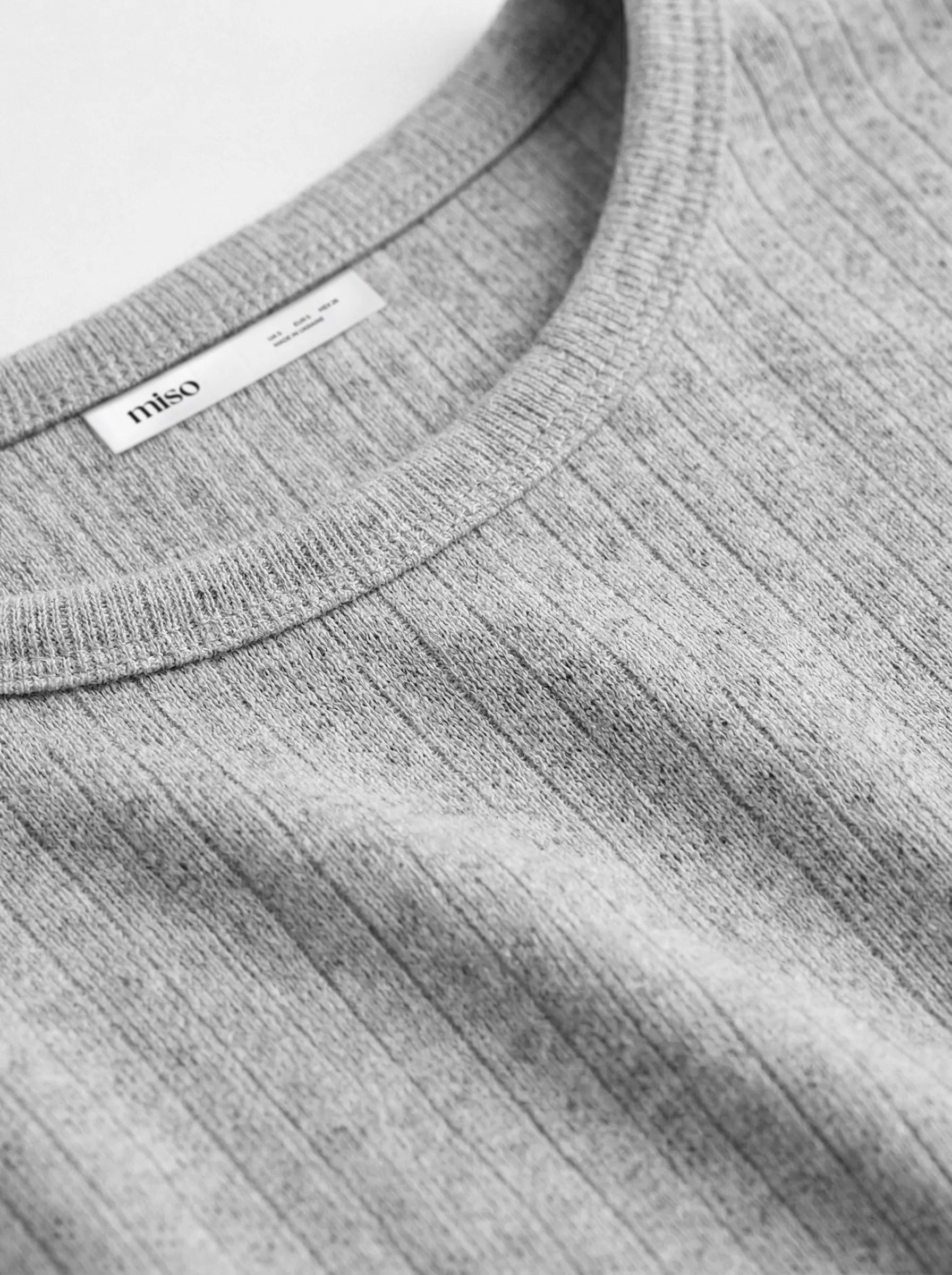 Komplet, dzianina prążkowana, szerokie spodnie i longsleeve, szary