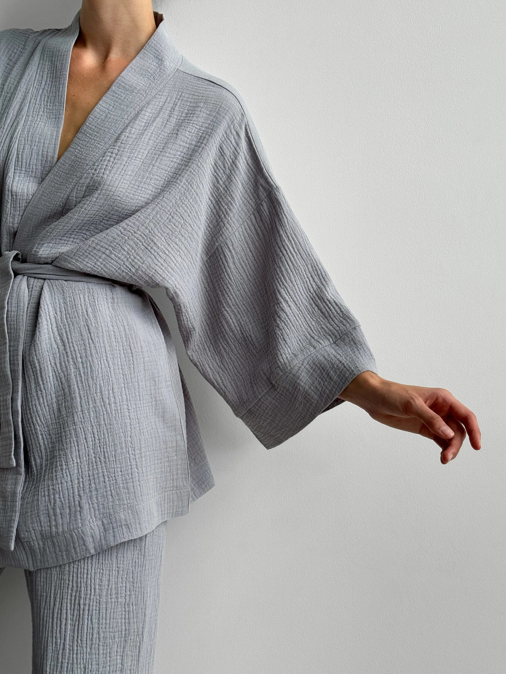Komplet szlafrok krótki kimono i spodnie, z muślinu dwuwarstwowego, szary