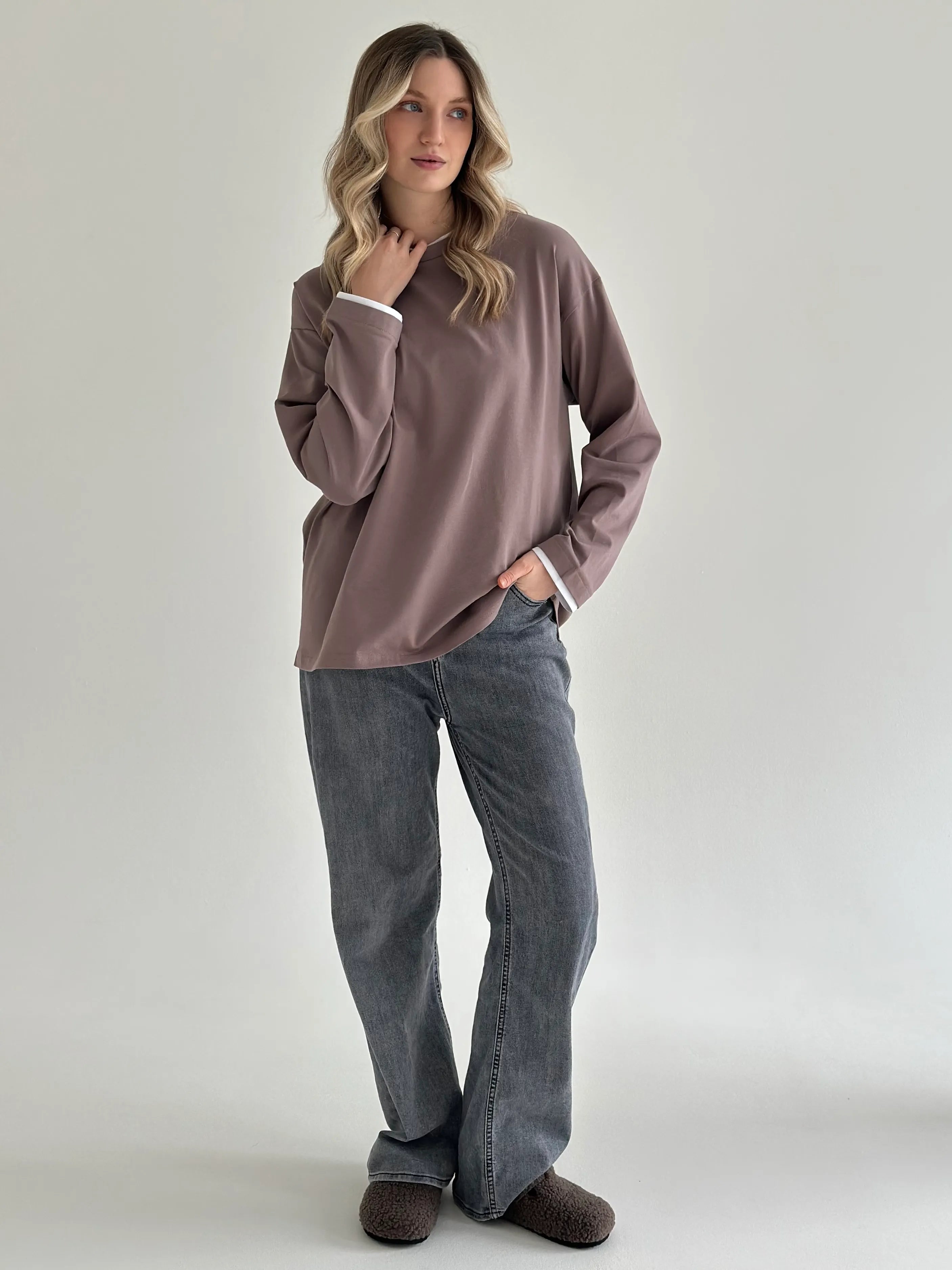 Koszulka longsleeve z białą lamówką, cappuccino
