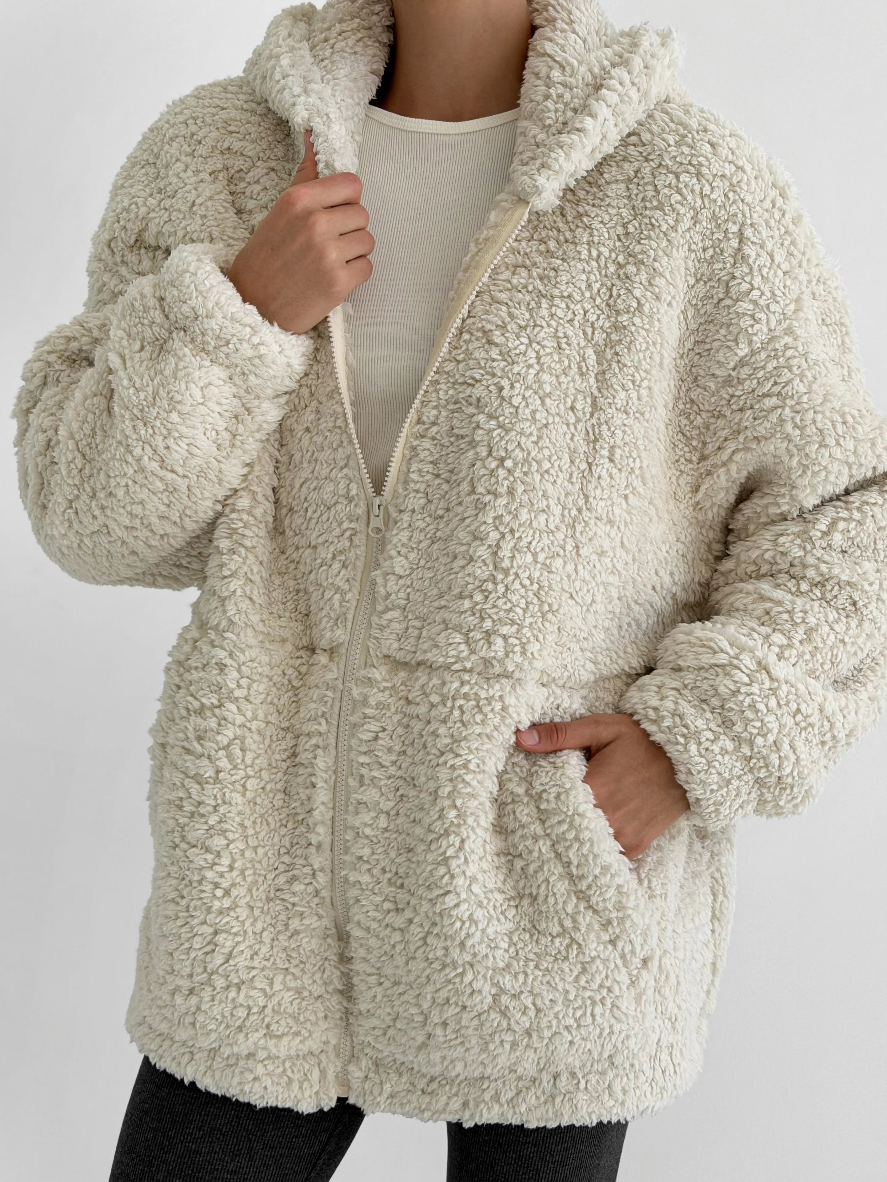 Bluza TEDDY z kapturem, mleczna