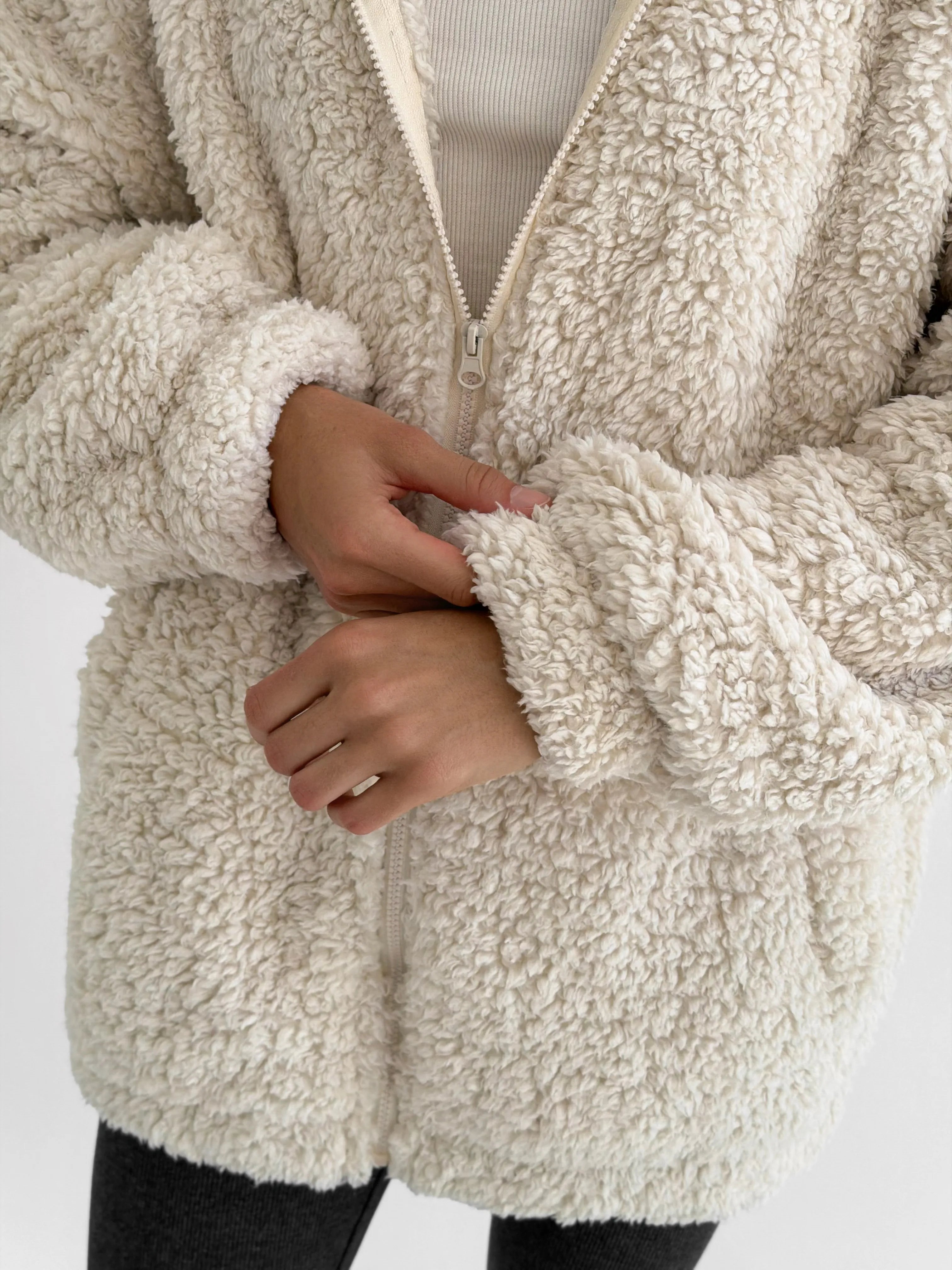 Bluza TEDDY z kapturem, mleczna