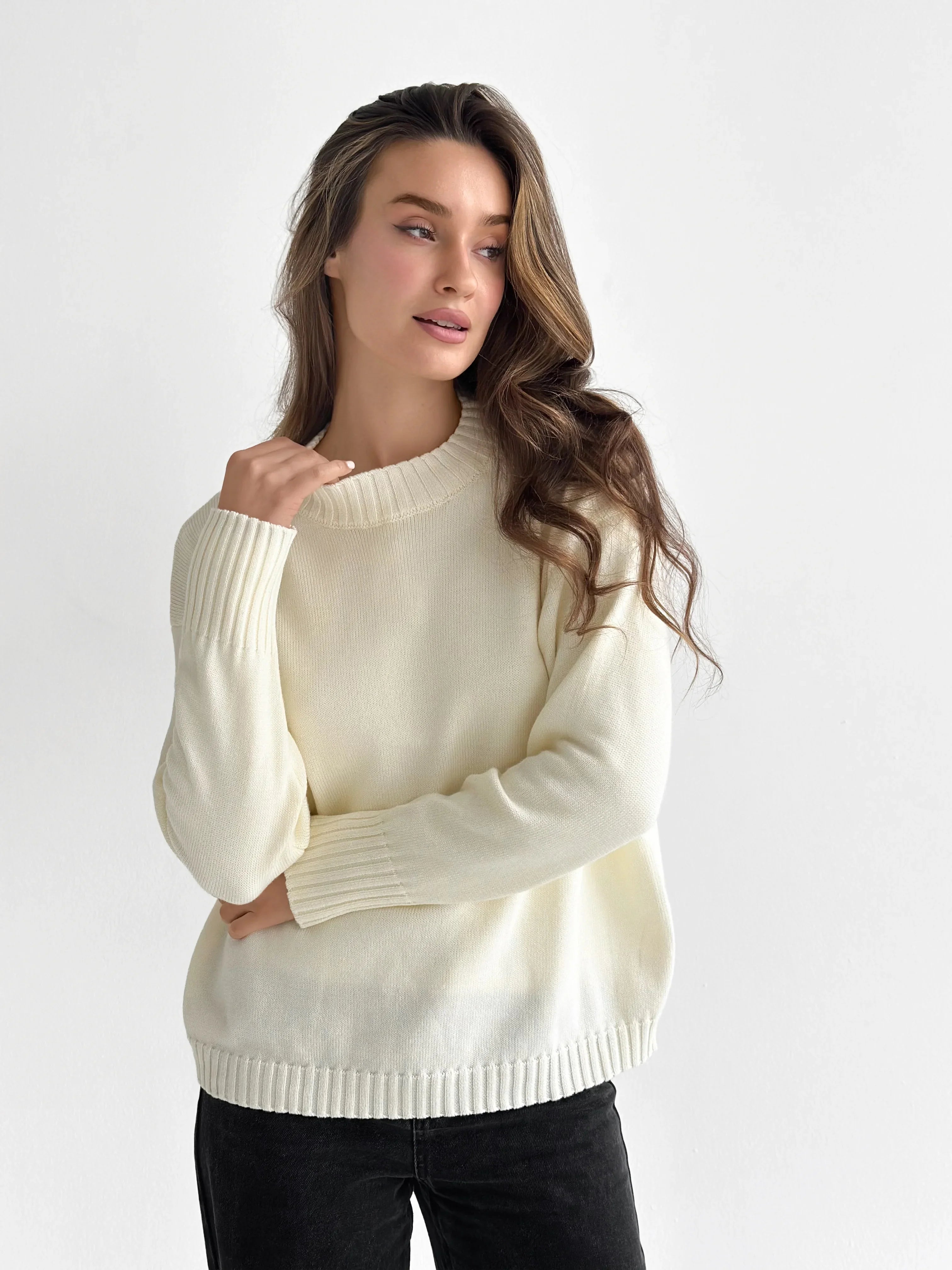 Sweter dziany, kremowy