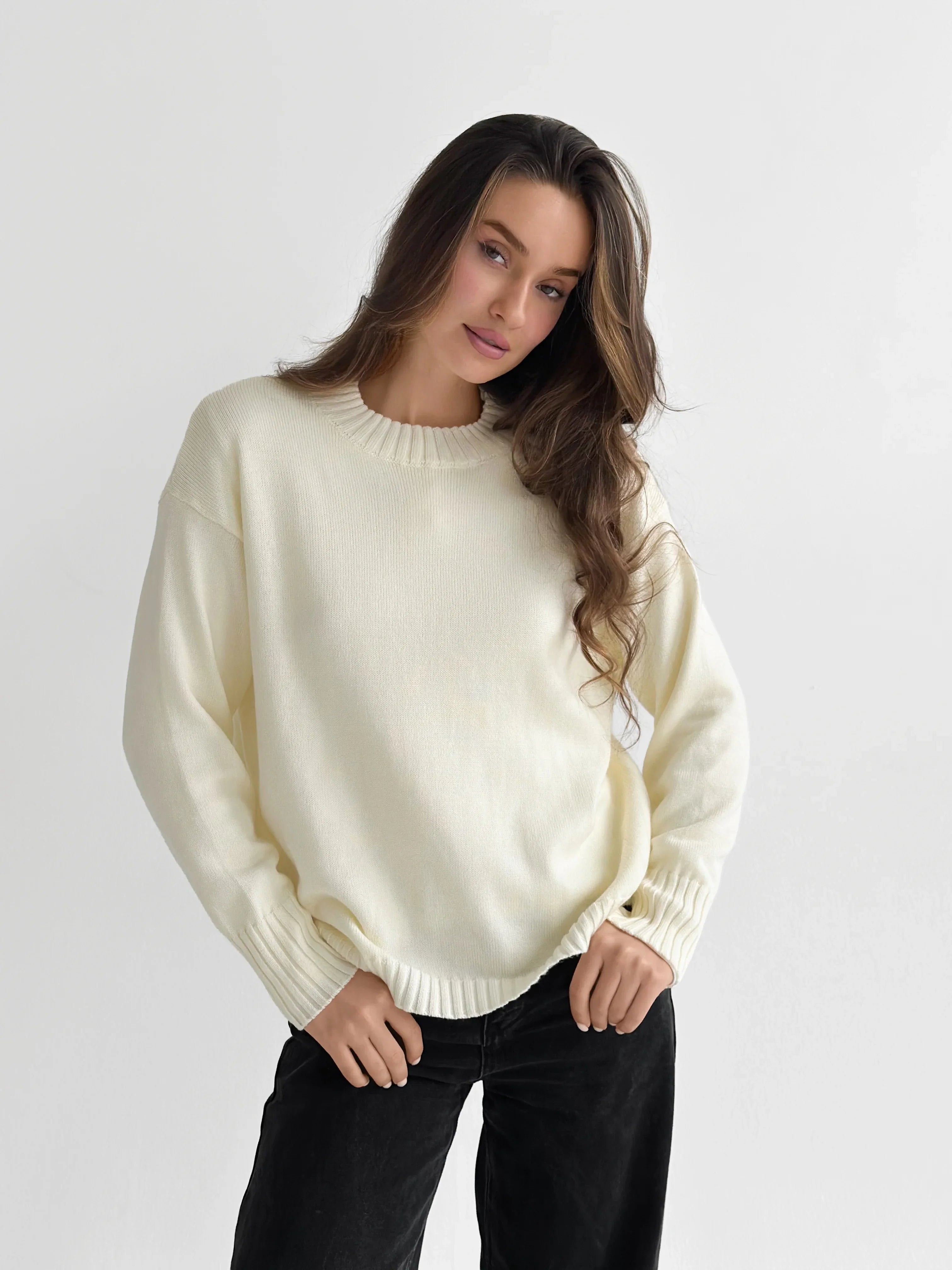 Sweter dziany, kremowy
