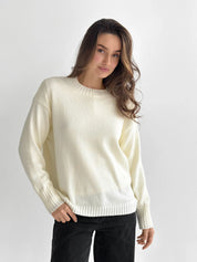 Sweter dziany, kremowy