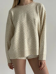 Sweter dziany, mleczny w niebieskie kwiatki