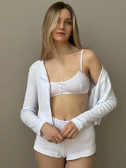 Koszulka longsleeve rozpinana z guzikami, z ribany prążkowanej, biała