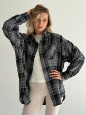 Koszula flanelowa w ciemnoszarą kratę, One Size