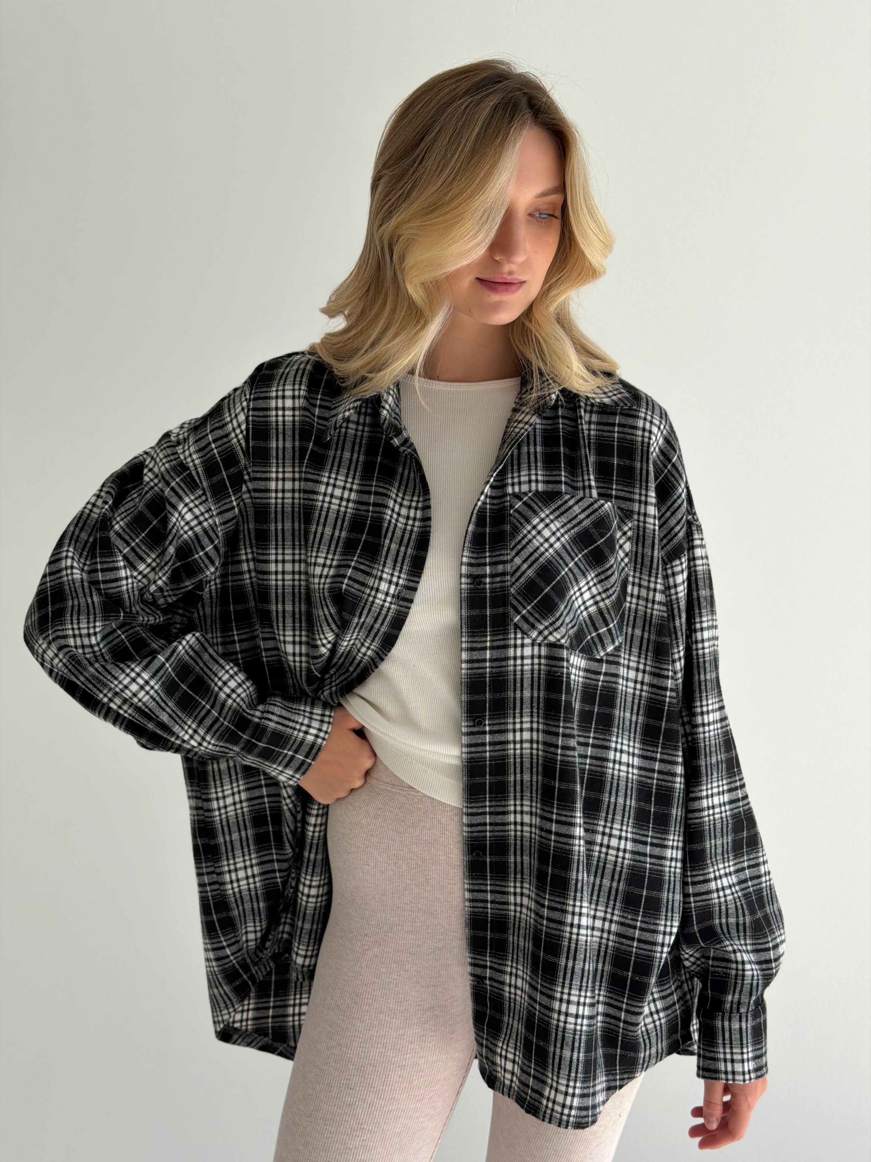 Koszula flanelowa w czarno-białą kratę, One Size