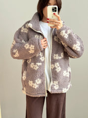 Bluza TEDDY na zamek ze stójką, biała w kwiaty