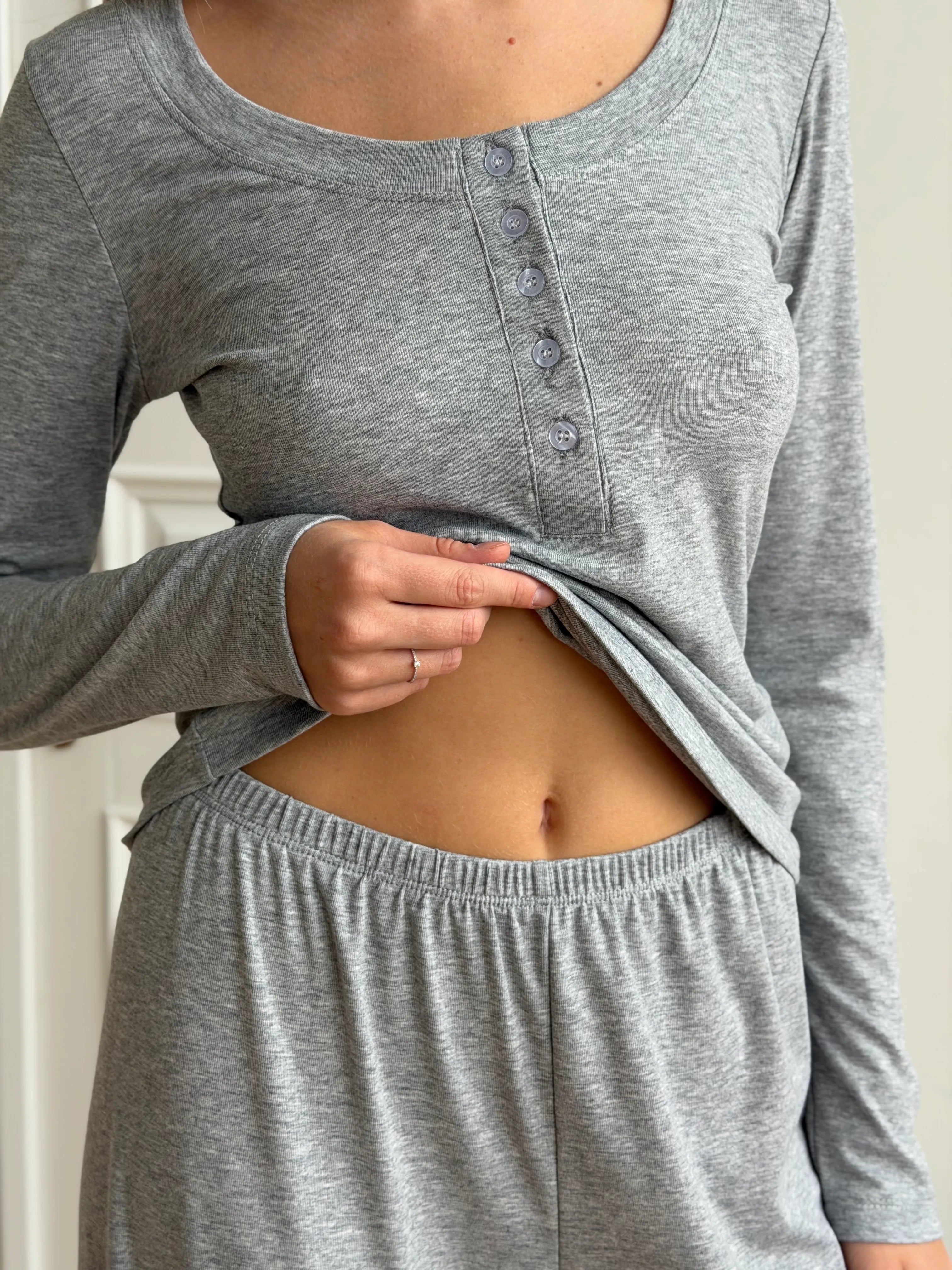 Komplet Soft Touch z dzianiny longsleeve i spodnie, szary