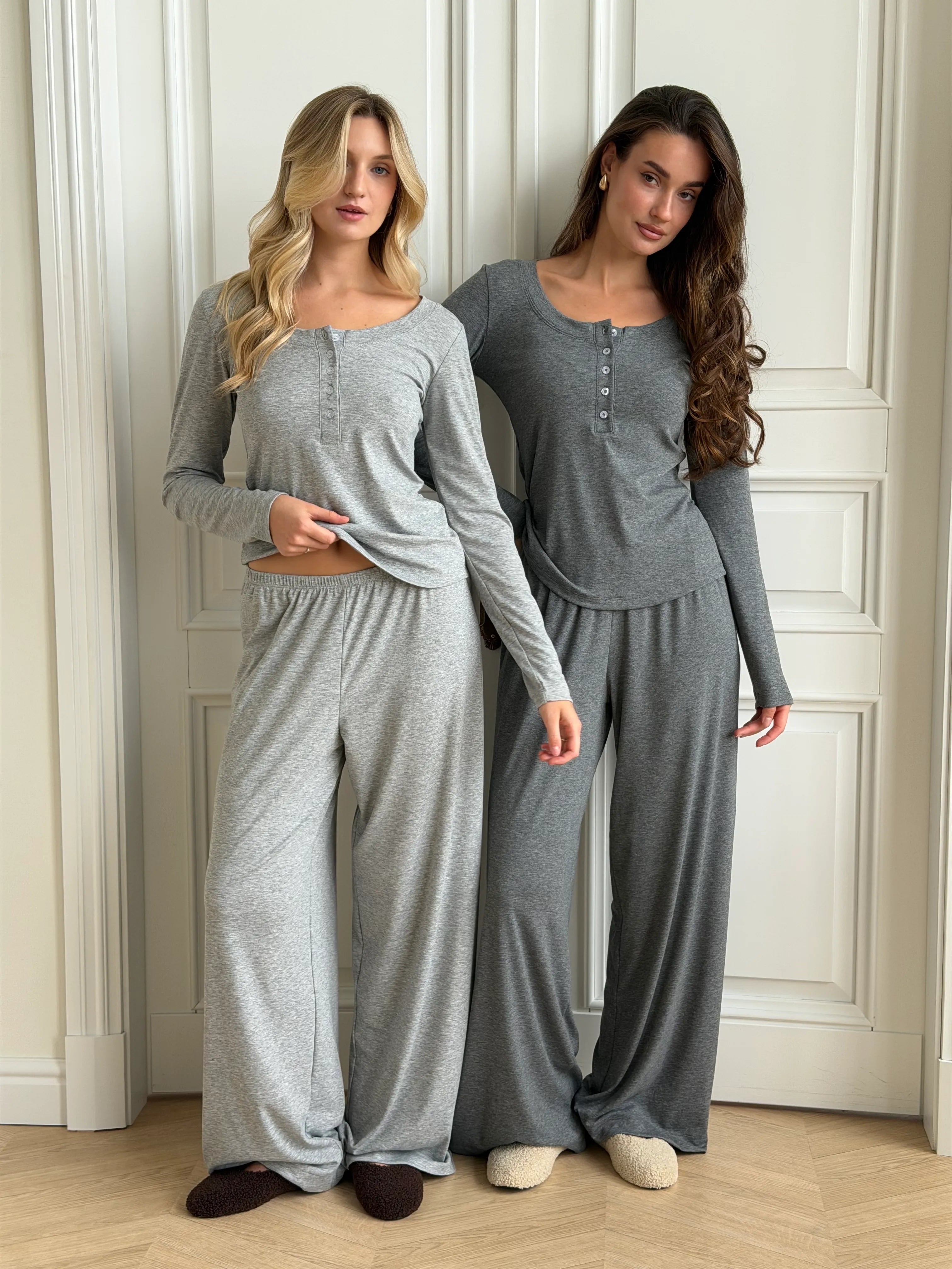 Komplet Soft Touch z dzianiny longsleeve i spodnie, ciemnoszary