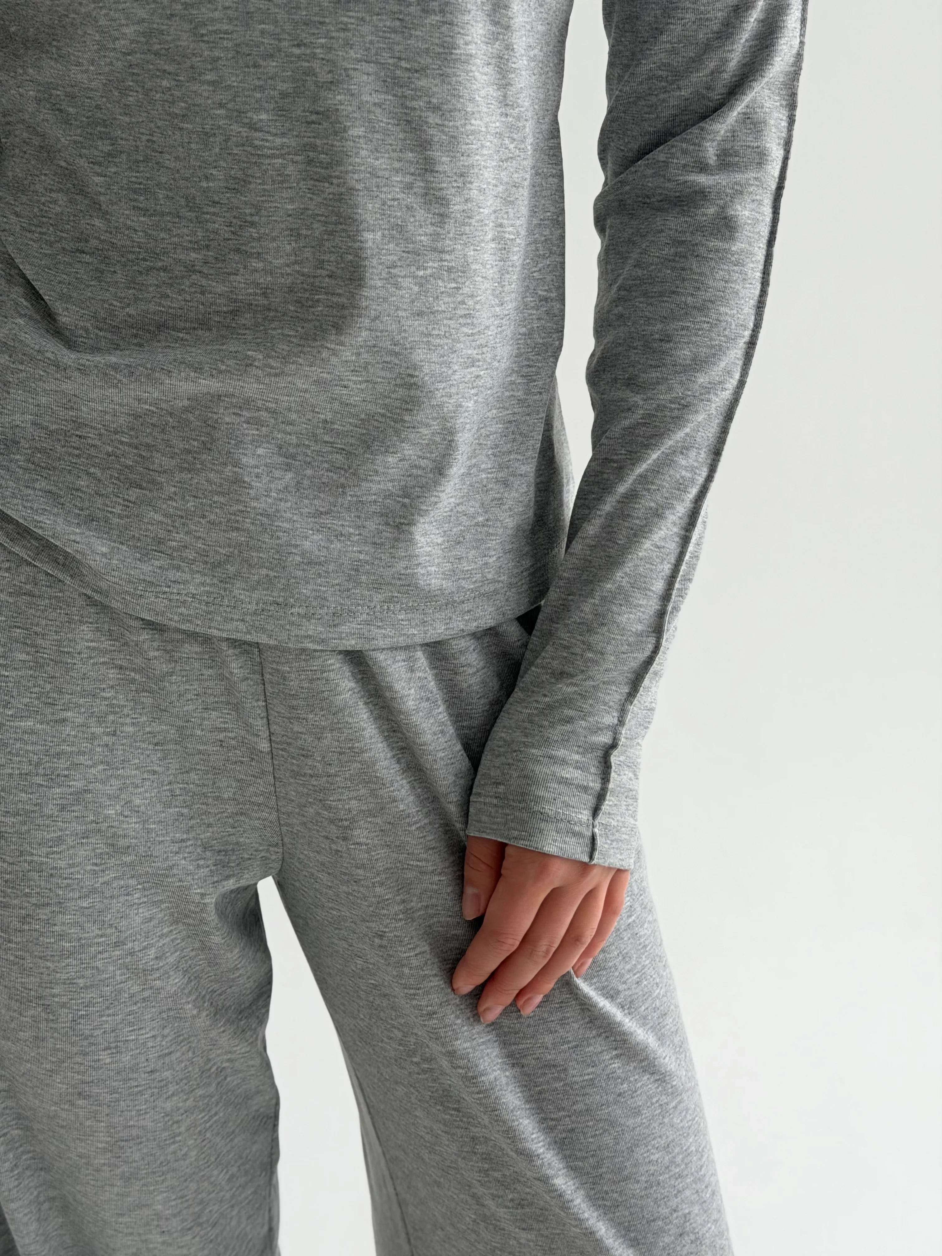Longsleeve Soft Touch z dzianiny z wysokim kołnierzem, szary