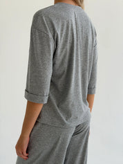 Komplet Soft Touch z dzianiny longsleeve i spodnie typu szarawary, szary