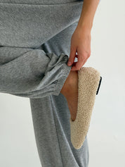 Komplet Soft Touch z dzianiny longsleeve i spodnie typu szarawary, szary