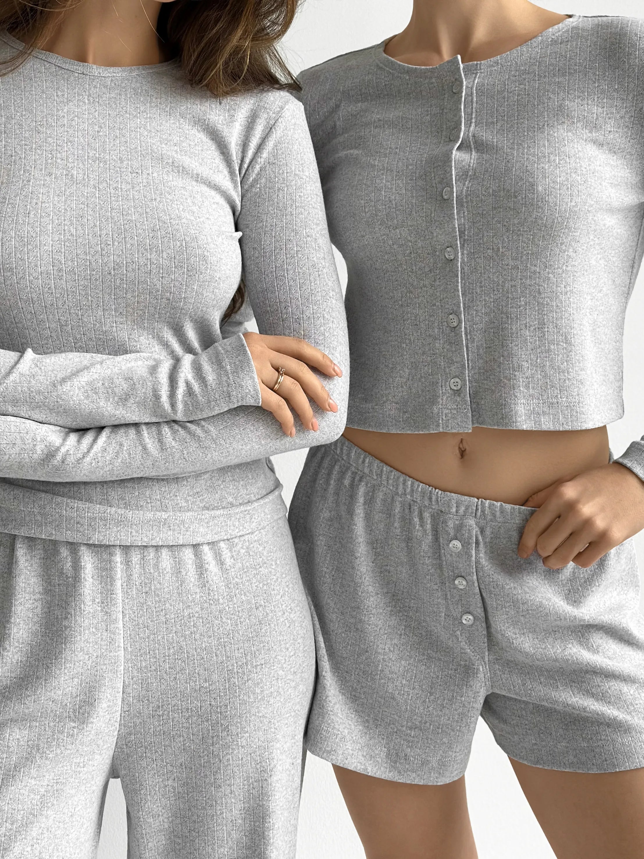Komplet, dzianina prążkowana, szerokie spodnie i longsleeve, szary
