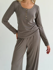 Komplet Soft Touch z dzianiny longsleeve i spodnie, beżowy