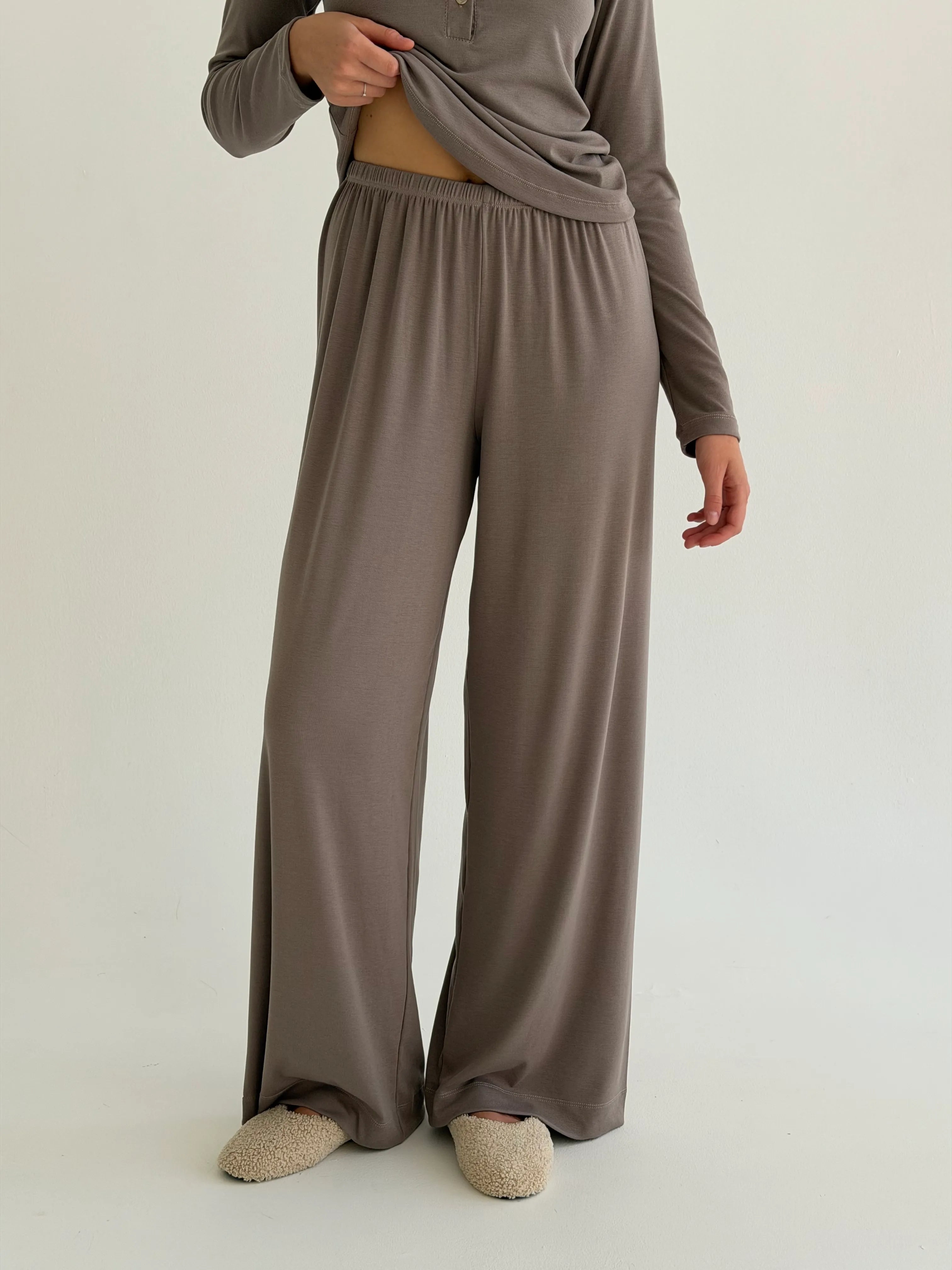 Komplet Soft Touch z dzianiny longsleeve i spodnie, beżowy
