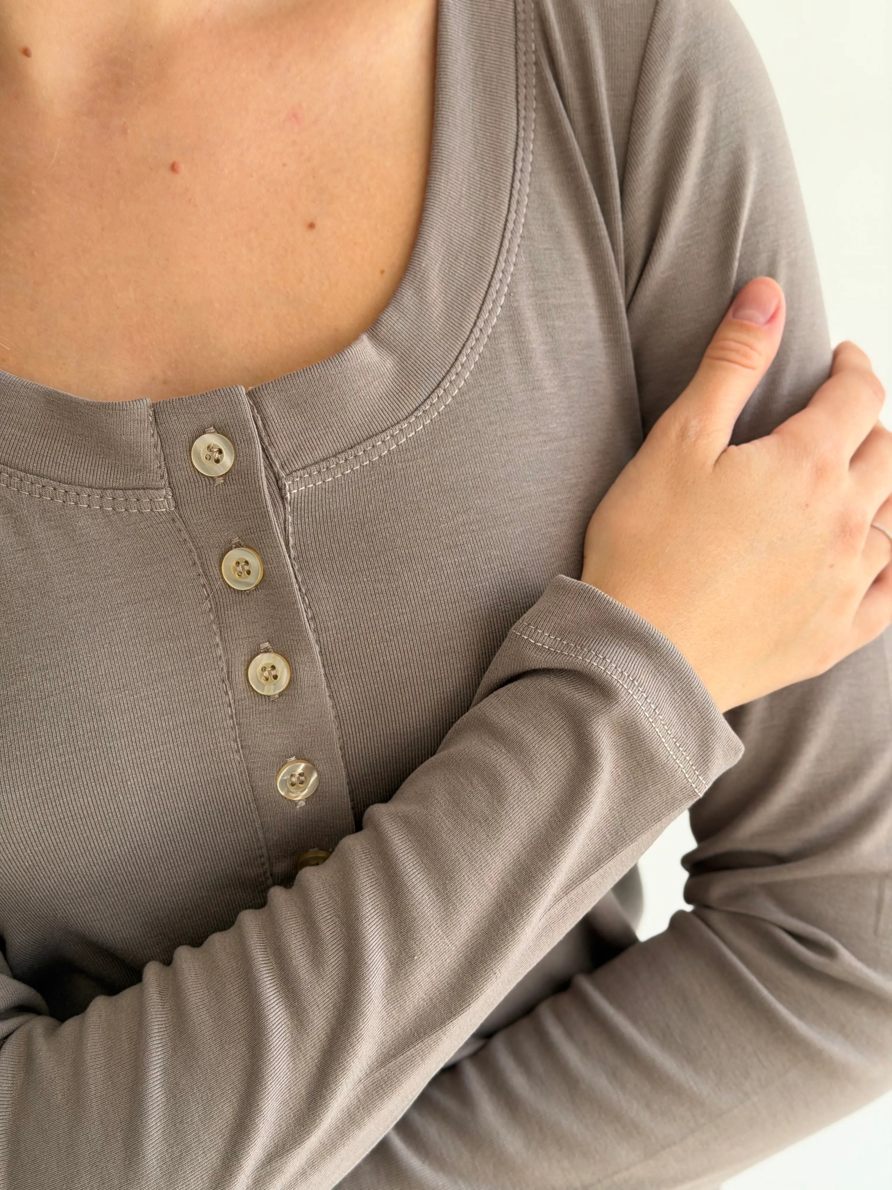 Komplet Soft Touch z dzianiny longsleeve i spodnie, beżowy