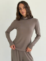 Longsleeve Soft Touch z dzianiny z wysokim kołnierzem, beżowy