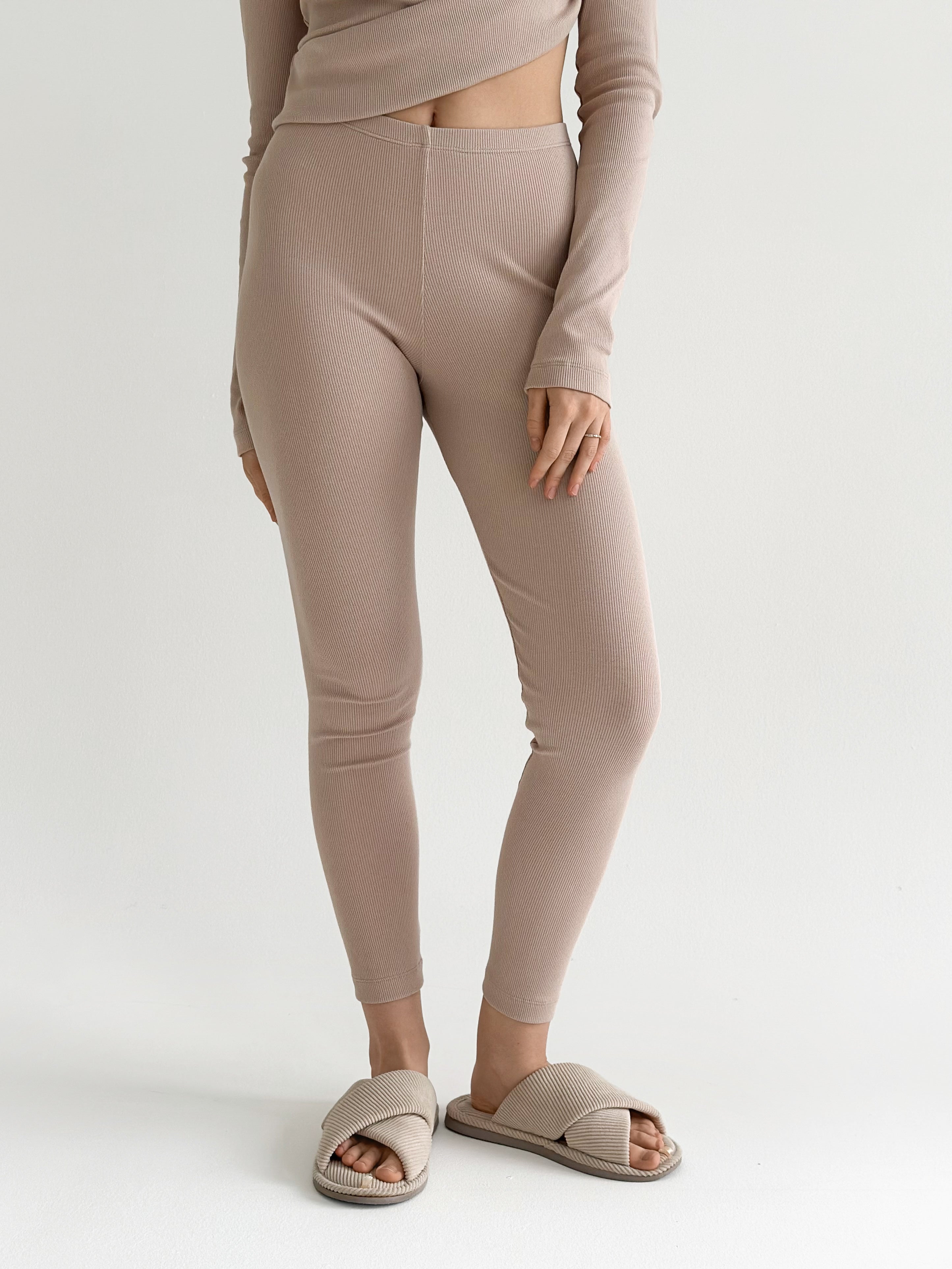 Legginsy, dzianina prążkowana, beżowe