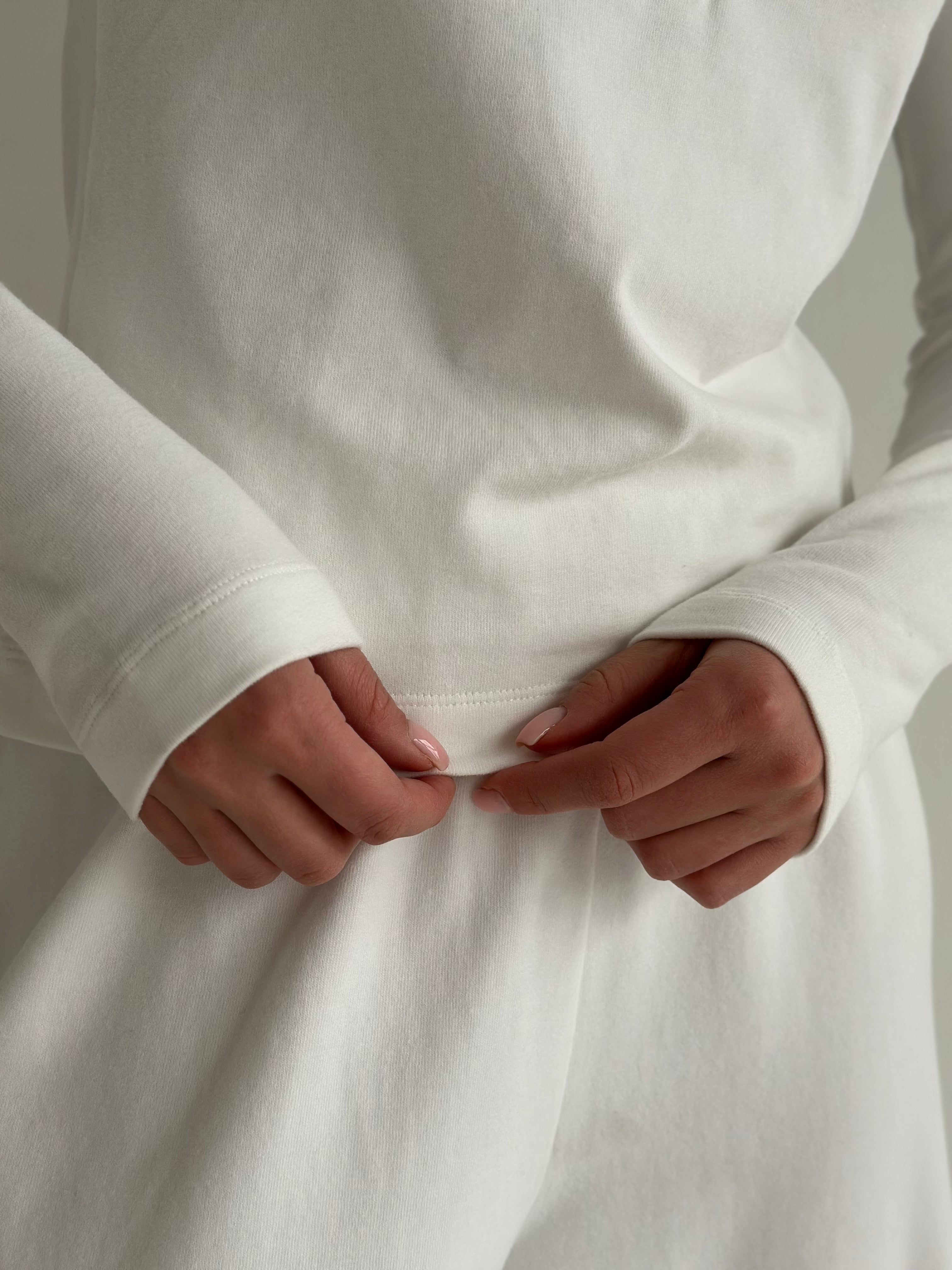 Longsleeve z dekoltem w serek „Delicacy", dzianina, biały