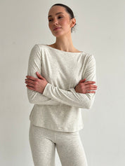 Komplet „Delicacy” koszulka longsleeve z dekoltem łódka i legginsy, z dzianiny, beżowo-szary