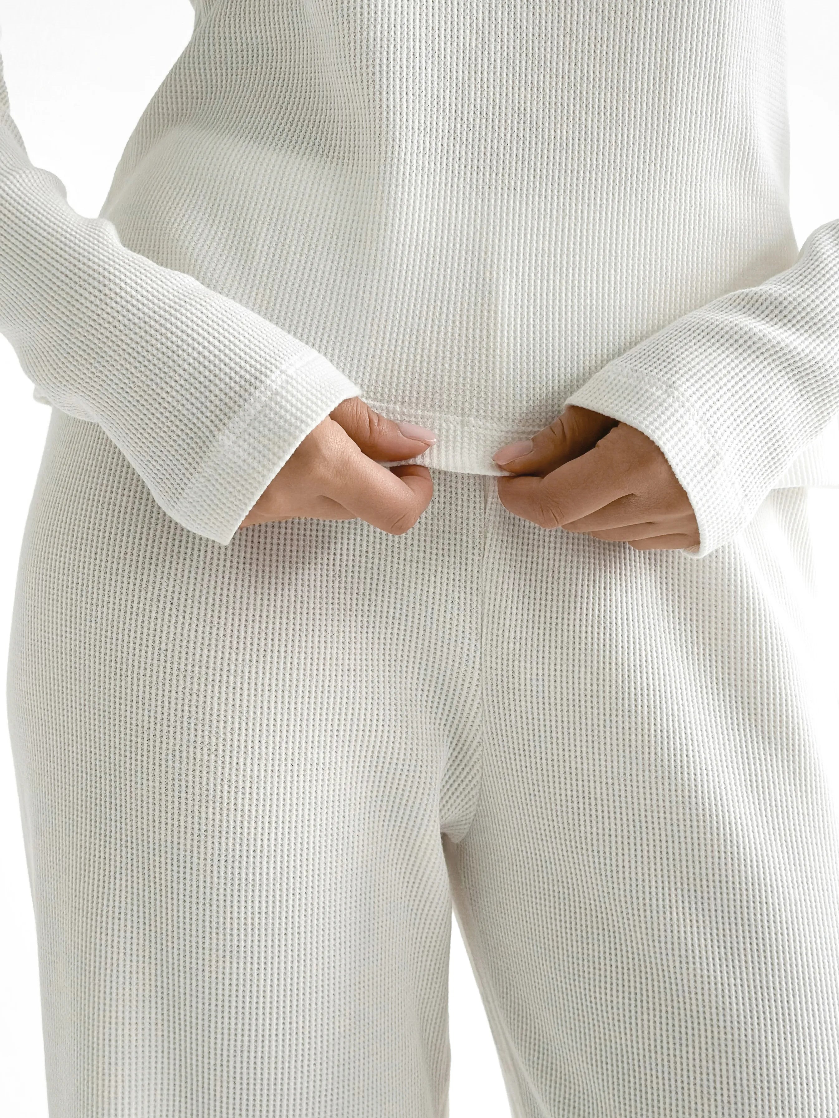Komplet longsleeve raglan i spodnie, dzianina waflowa, mleczny