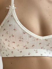 Top bielizniany basic w kwiaty, biały