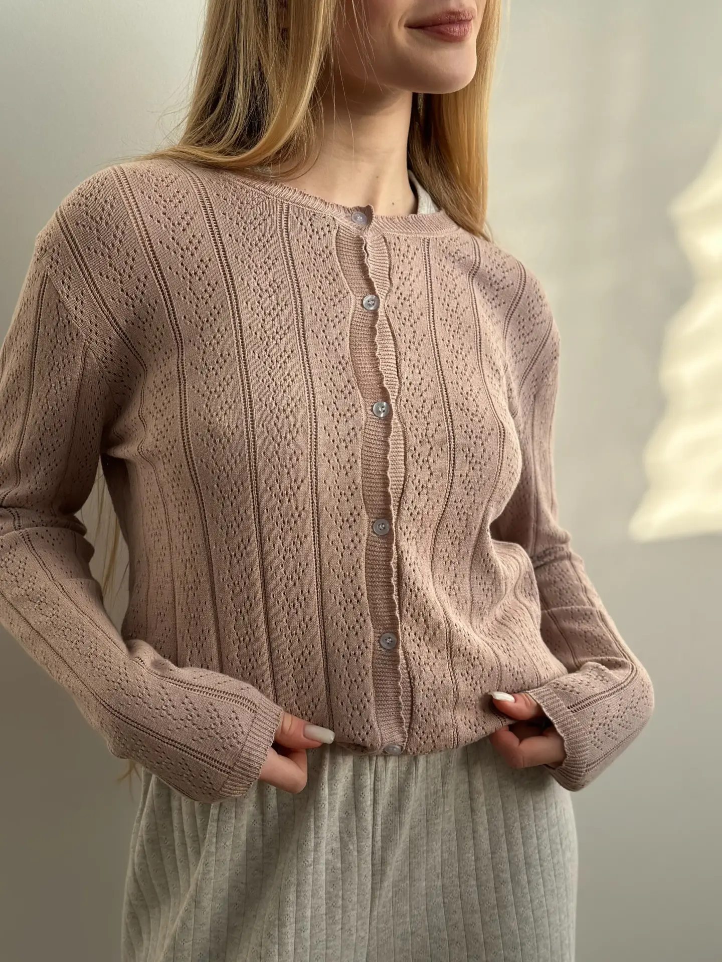 Kardigan na guziki, z bawełny, pudrowy