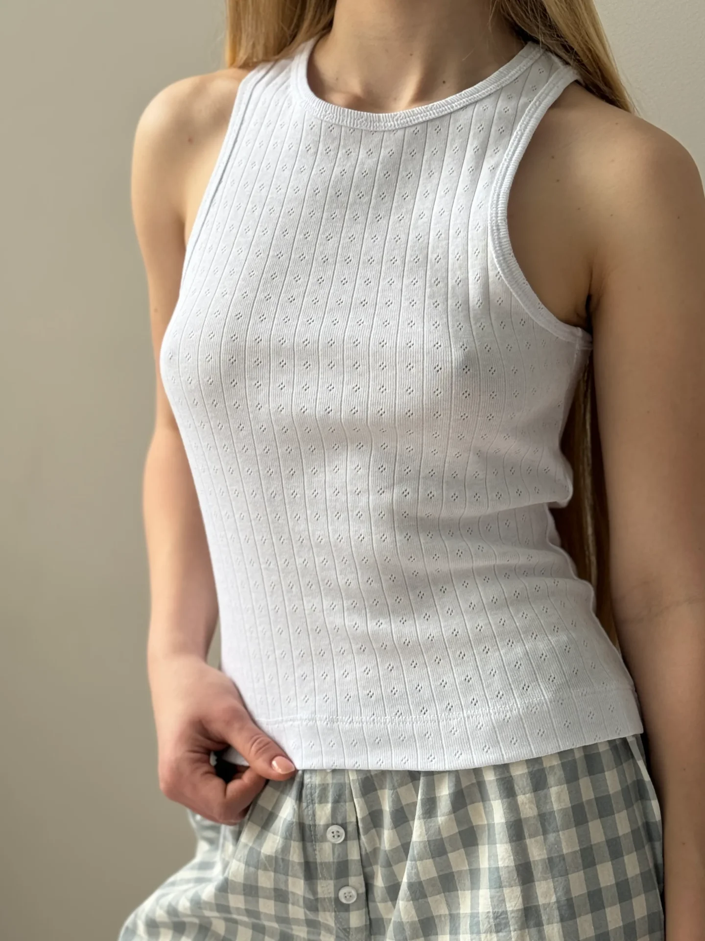 Koszulka bez rękawów z ribany prążkowanej, biała