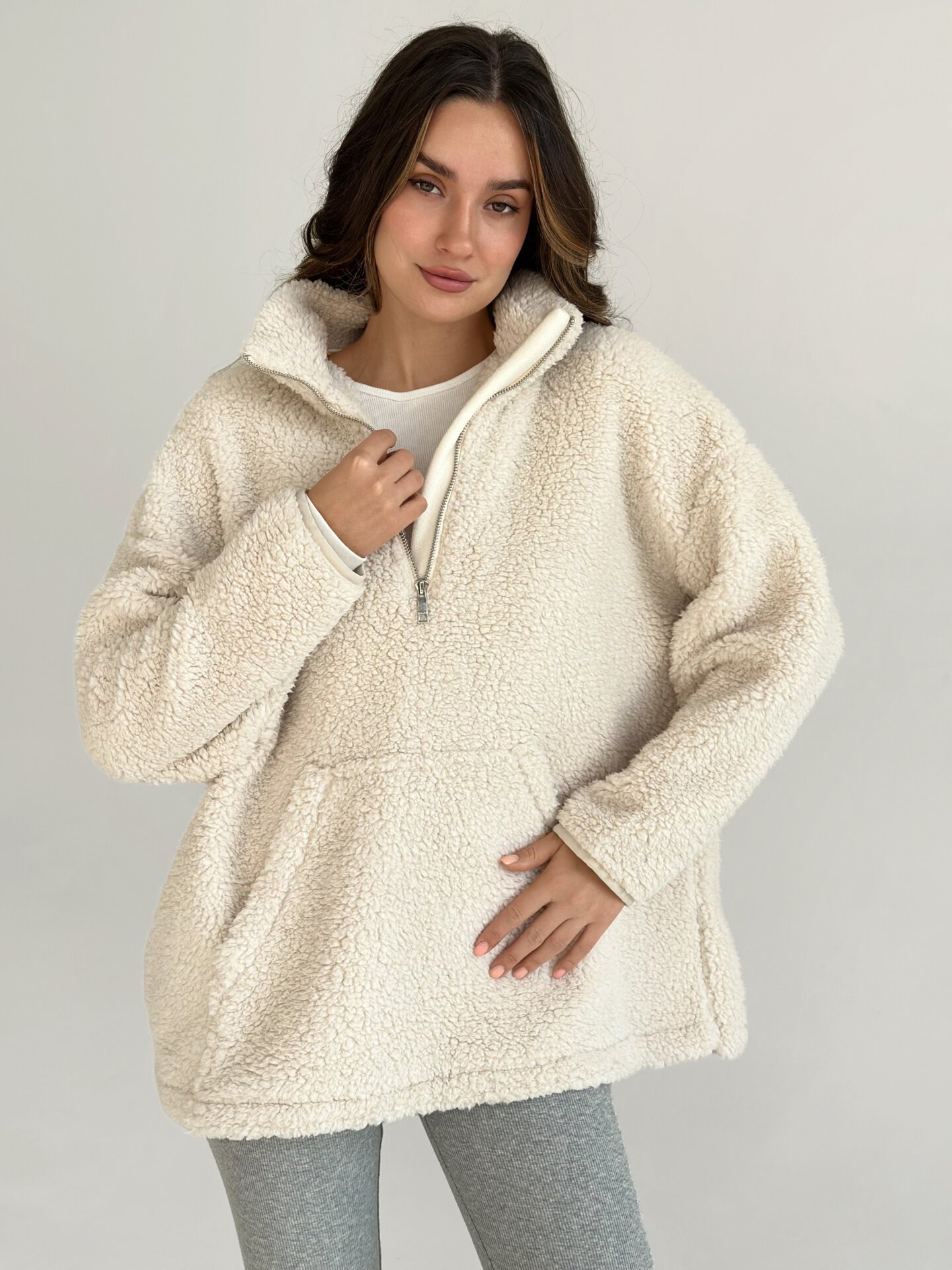 Bluza TEDDY z krótkim zamkiem, z pluszu, kremowa