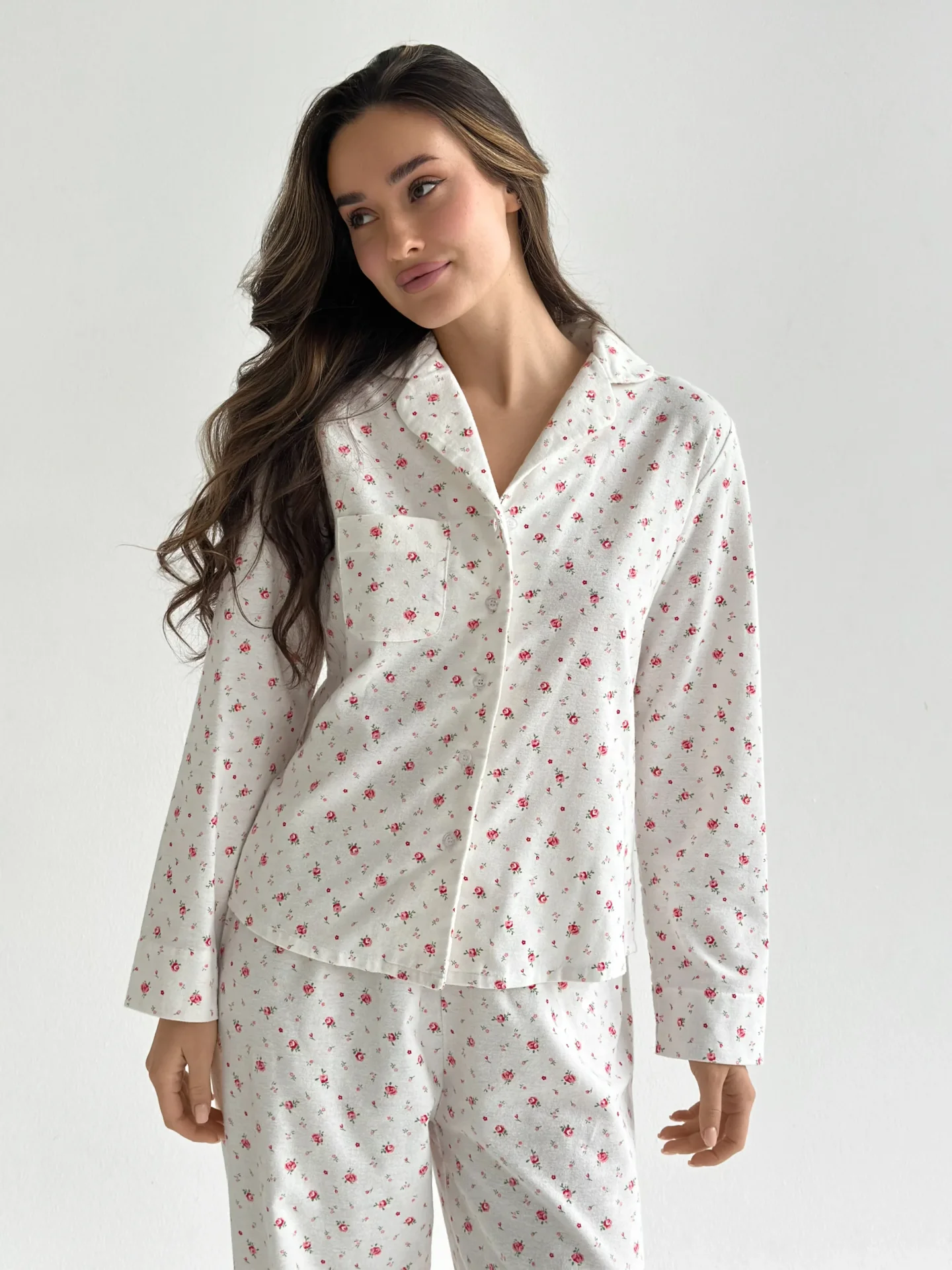 Komplet piżamowy koszula i spodnie, z flaneli, biały w róże