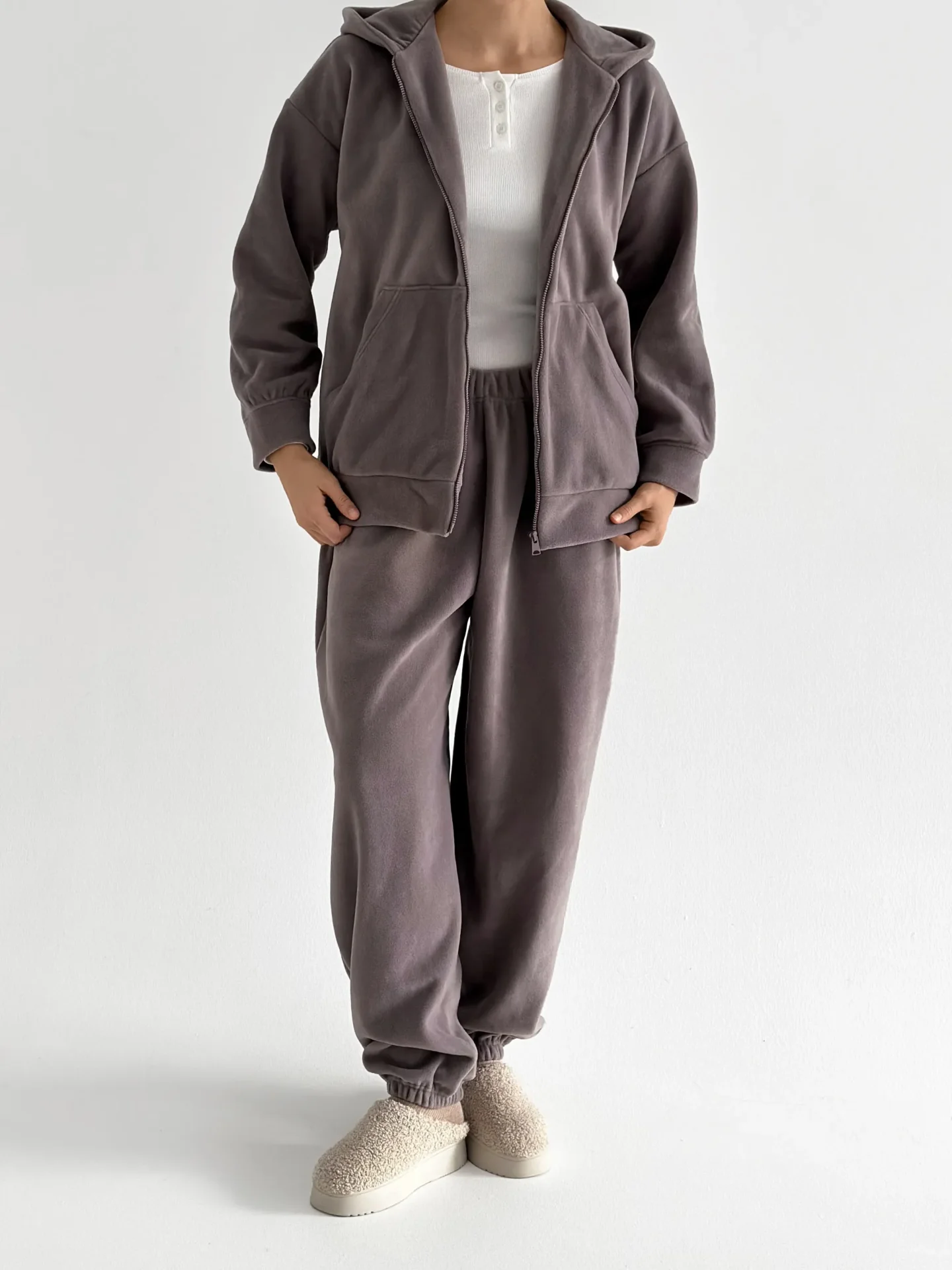 Komplet bluza i spodnie proste, z polaru, liliowy