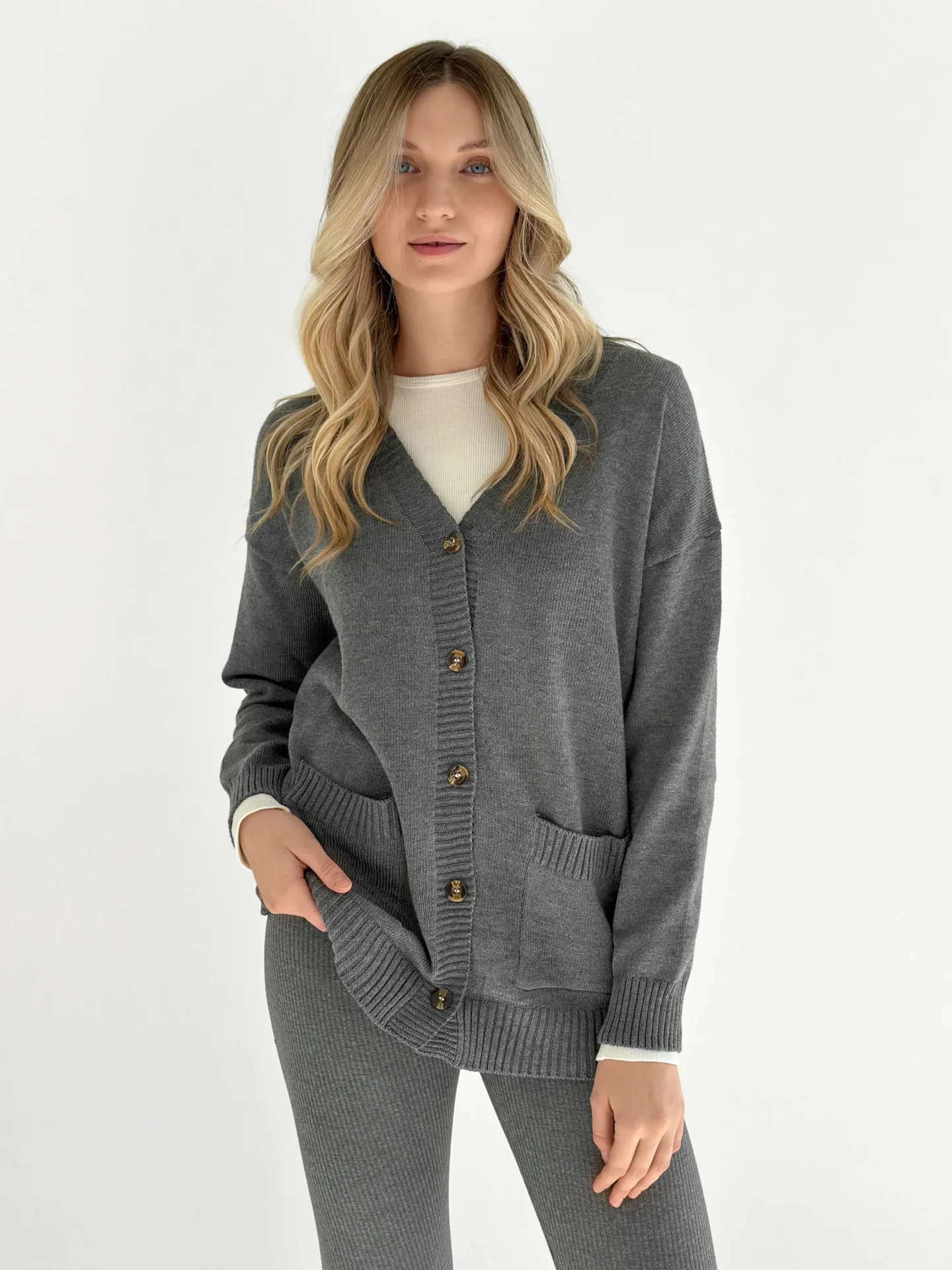 Kardigan dziany długi na guziki, grafitowy