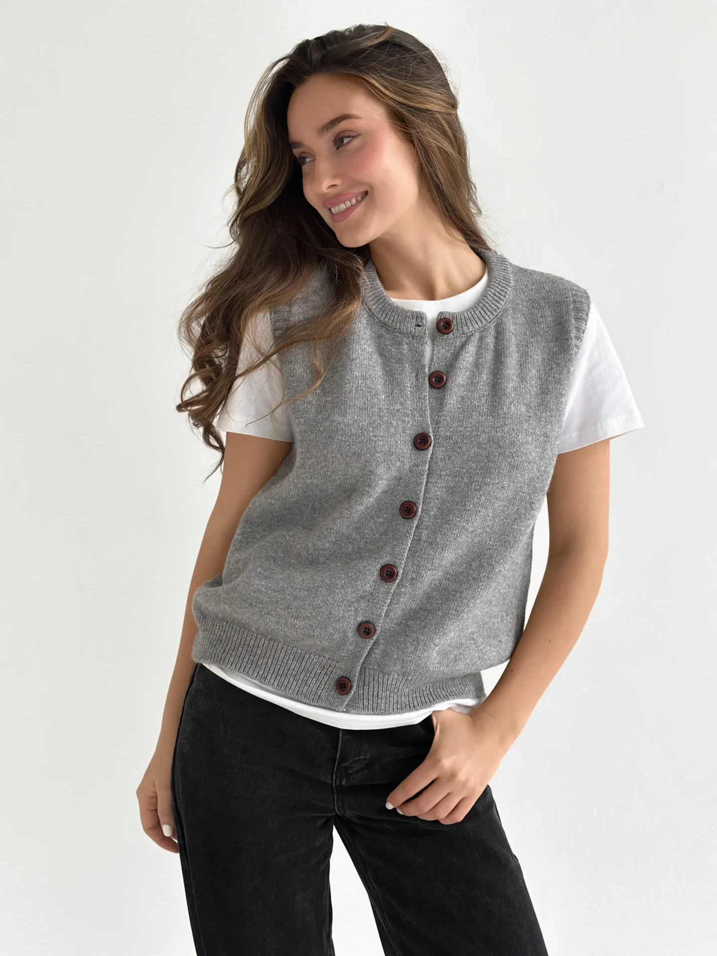 Kamizelka dziana na guziki, szara