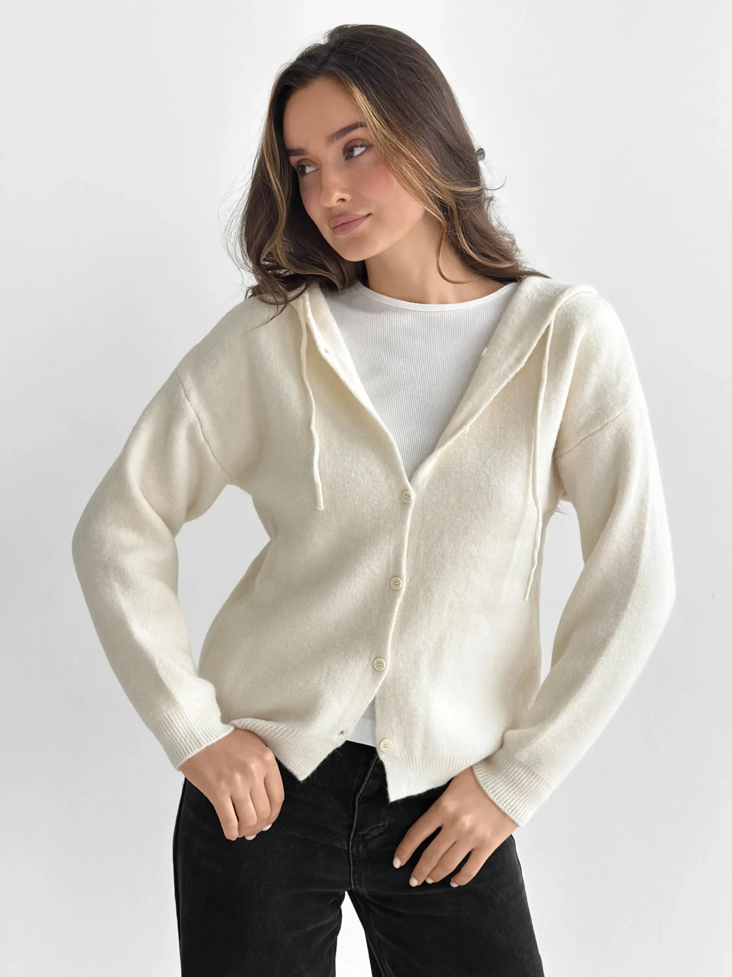 Kardigan na guziki z kapturem, kremowy
