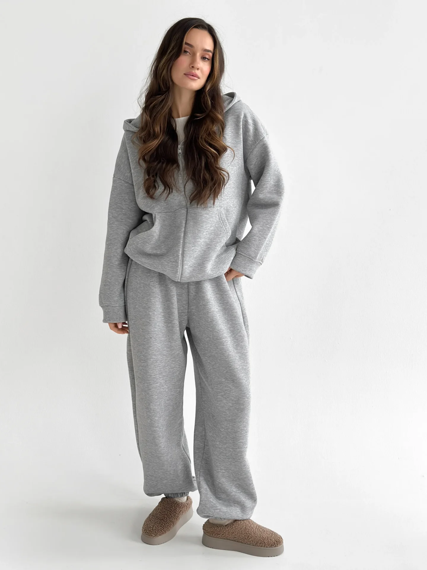 Komplet ocieplany, bluza i spodnie proste, z dzianiny 3-nitkowej, szary