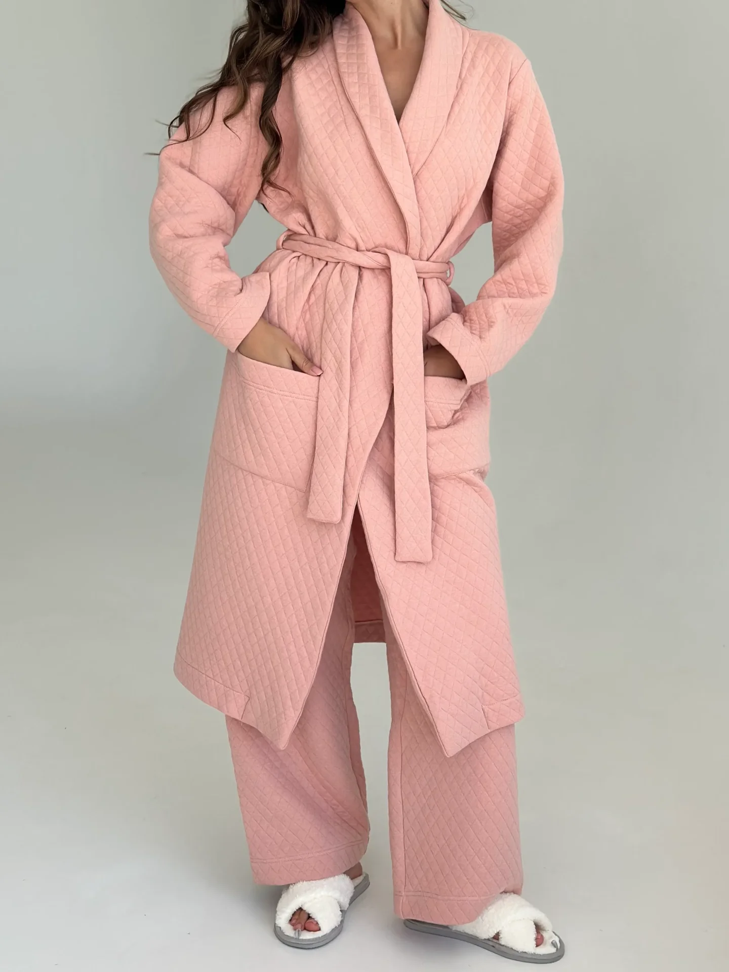 Komplet szlafrok i spodnie, z dzianiny pikowanej, różowy