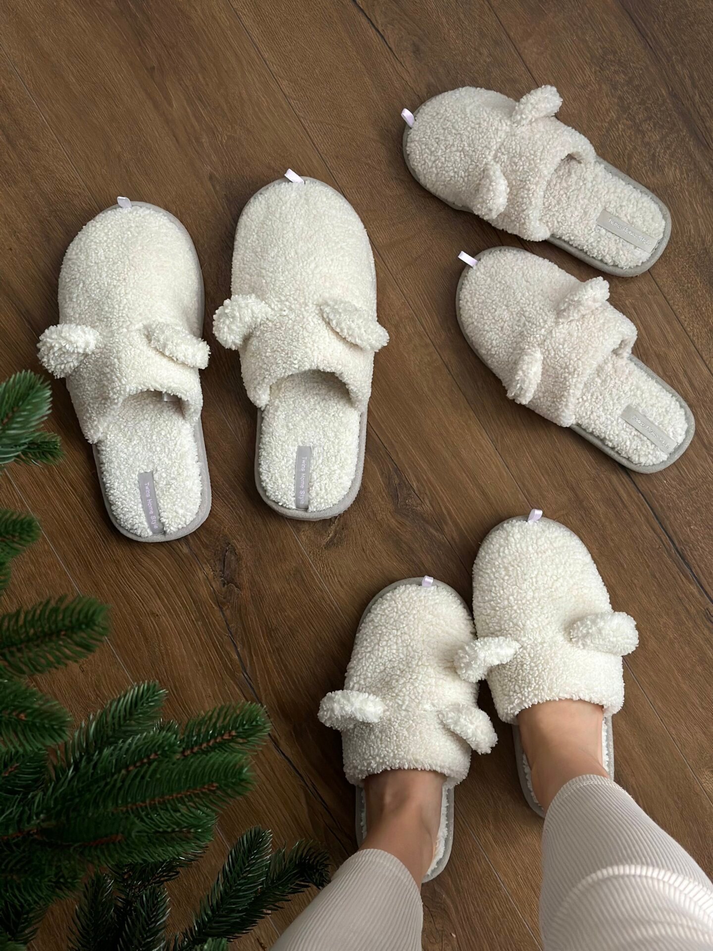 Kapcie domowe TEDDI, HS, futrzane, białe