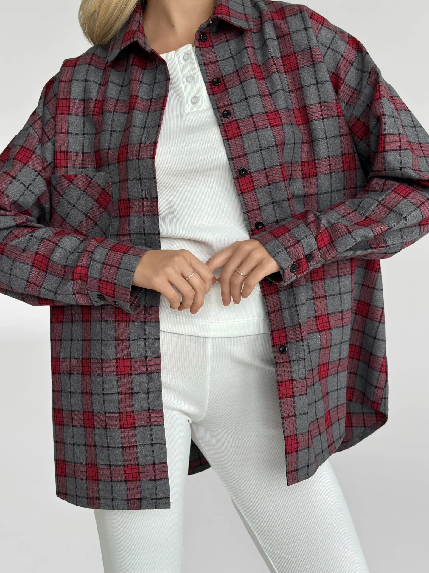 Koszula z flaneli, grafitowa w dużą czerwono‑czarną kratkę