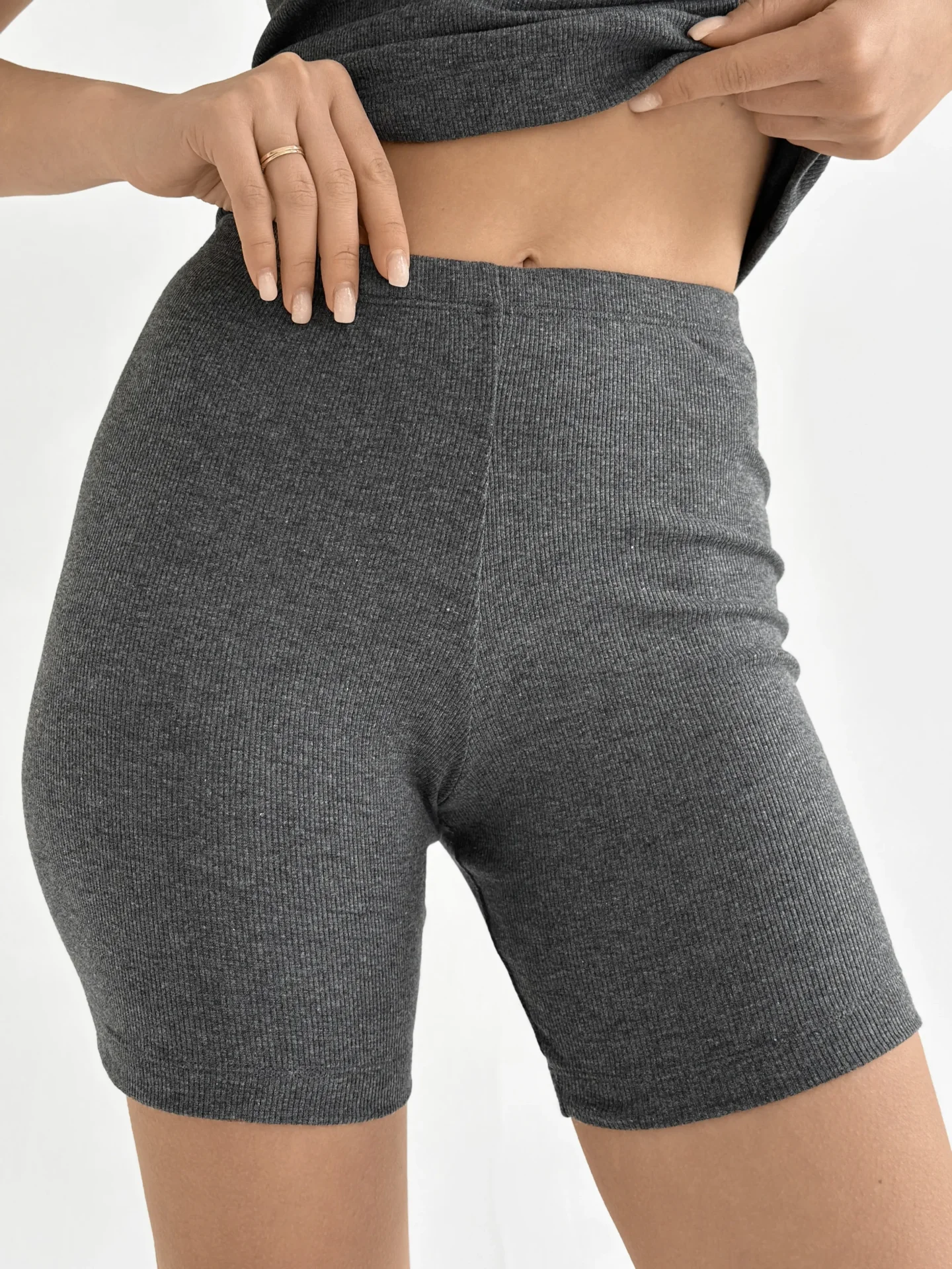 Spodenki kolarskie, z dzianiny prążkowanej, antracytowe