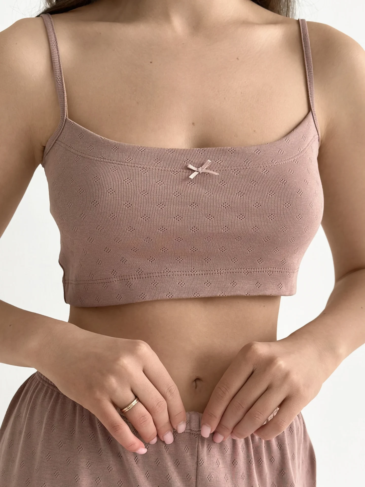 Top mini na ramiączkach, z ribany, wizonowy