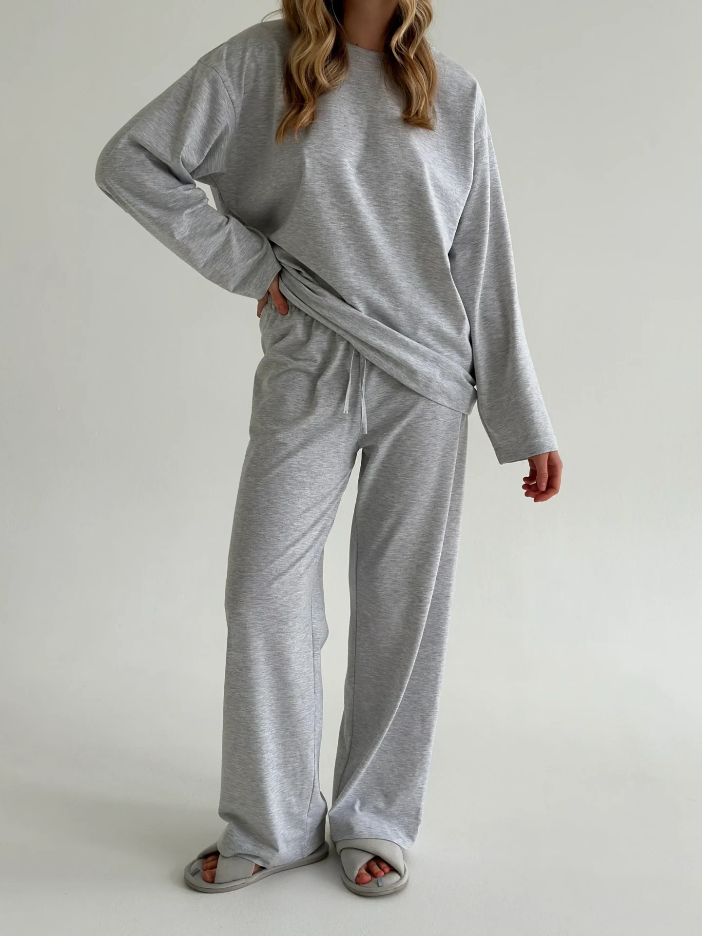 Komplet longsleeve szeroki i spodnie, z dzianiny single jersey, szary